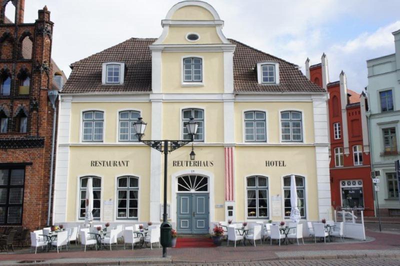 Hotel Reuterhaus Wißmar エクステリア 写真