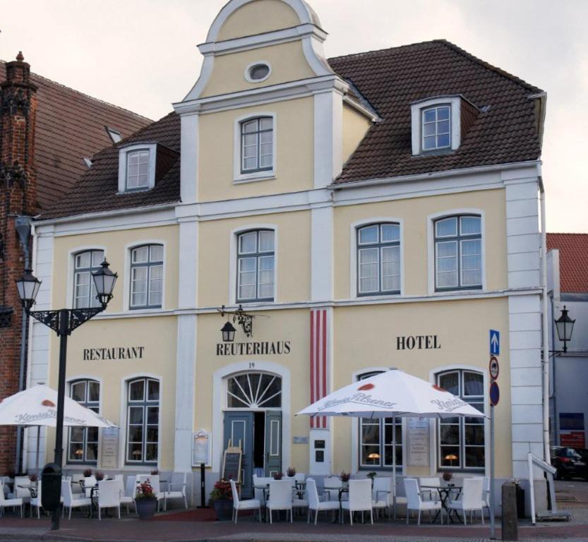 Hotel Reuterhaus Wißmar エクステリア 写真